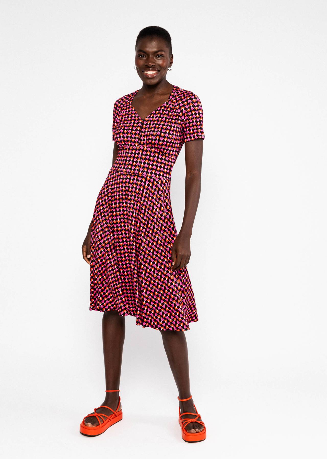 _1280_blutsgeschwister_zaubertal_heritage_pure_primrose_kleider_schwarz_189944_395268